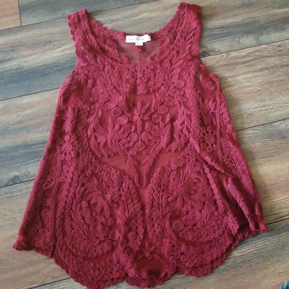Painted Threads size XS lace top